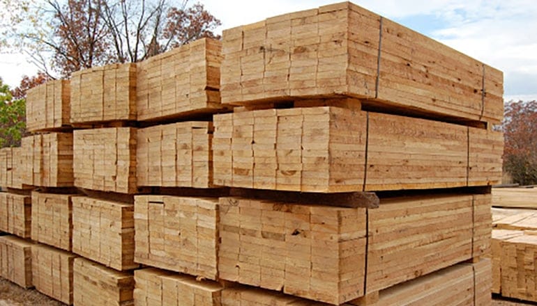 How Pallet Buyers Can Lumber Through the Lumber Crisis