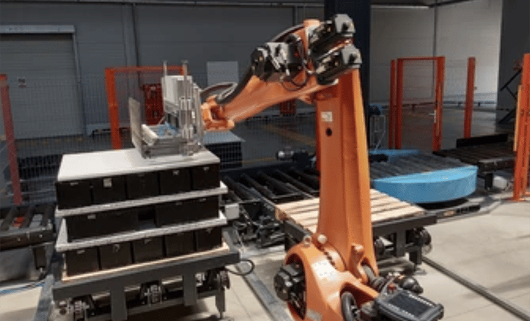 What’s the Best Way to Automate Pallet Handling?