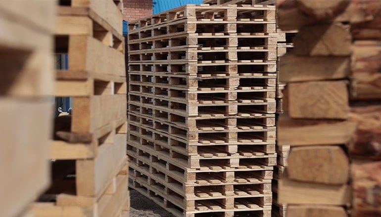 Seasonal Business Strategies: Managing Bulk Pallet Orders Effectively