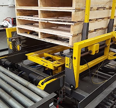 close-up of pallet machne