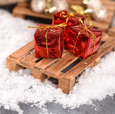 gifts on mini pallet