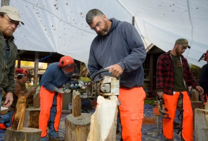 Veterans Wood Carving