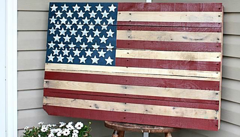 american flag painted on wooden pallet