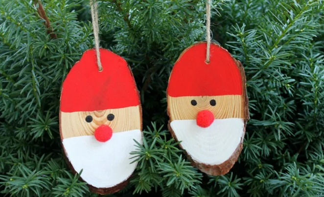 ornaments made out of pallets
