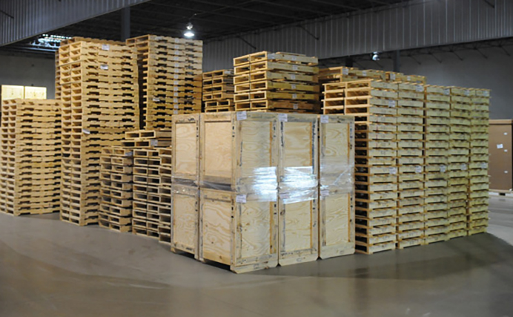wood pallets and wood crates